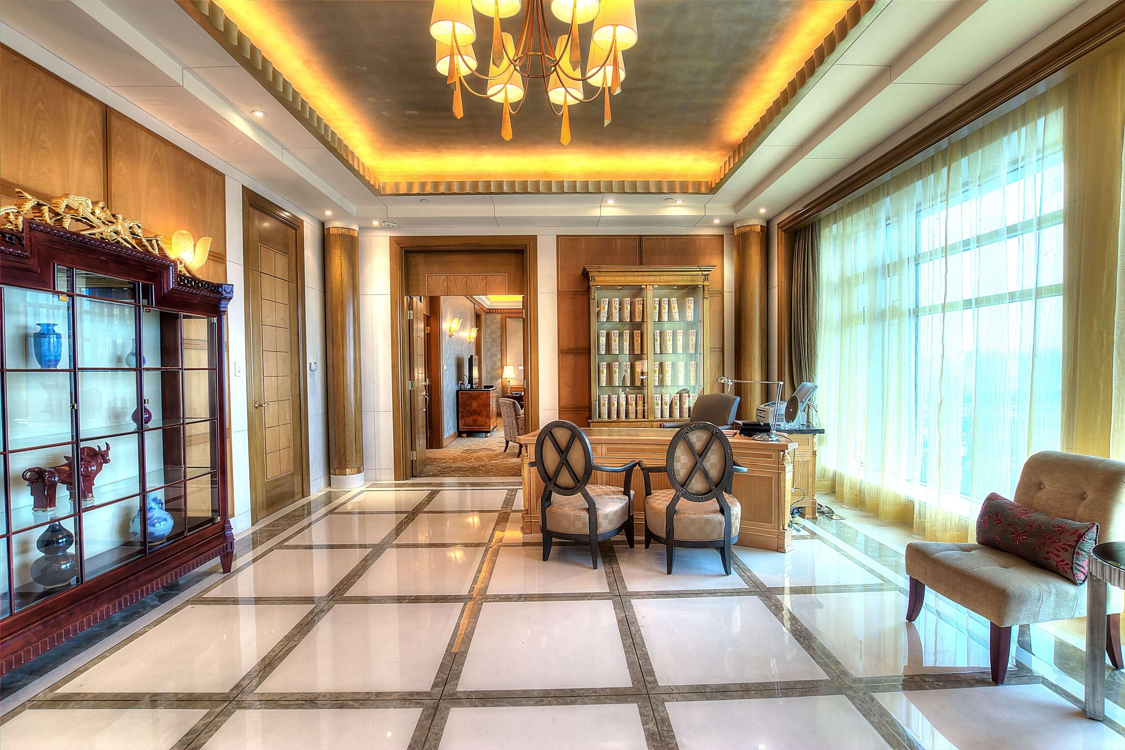 Radisson Collection Hotel, Xing Guo Shanghai Bagian luar foto