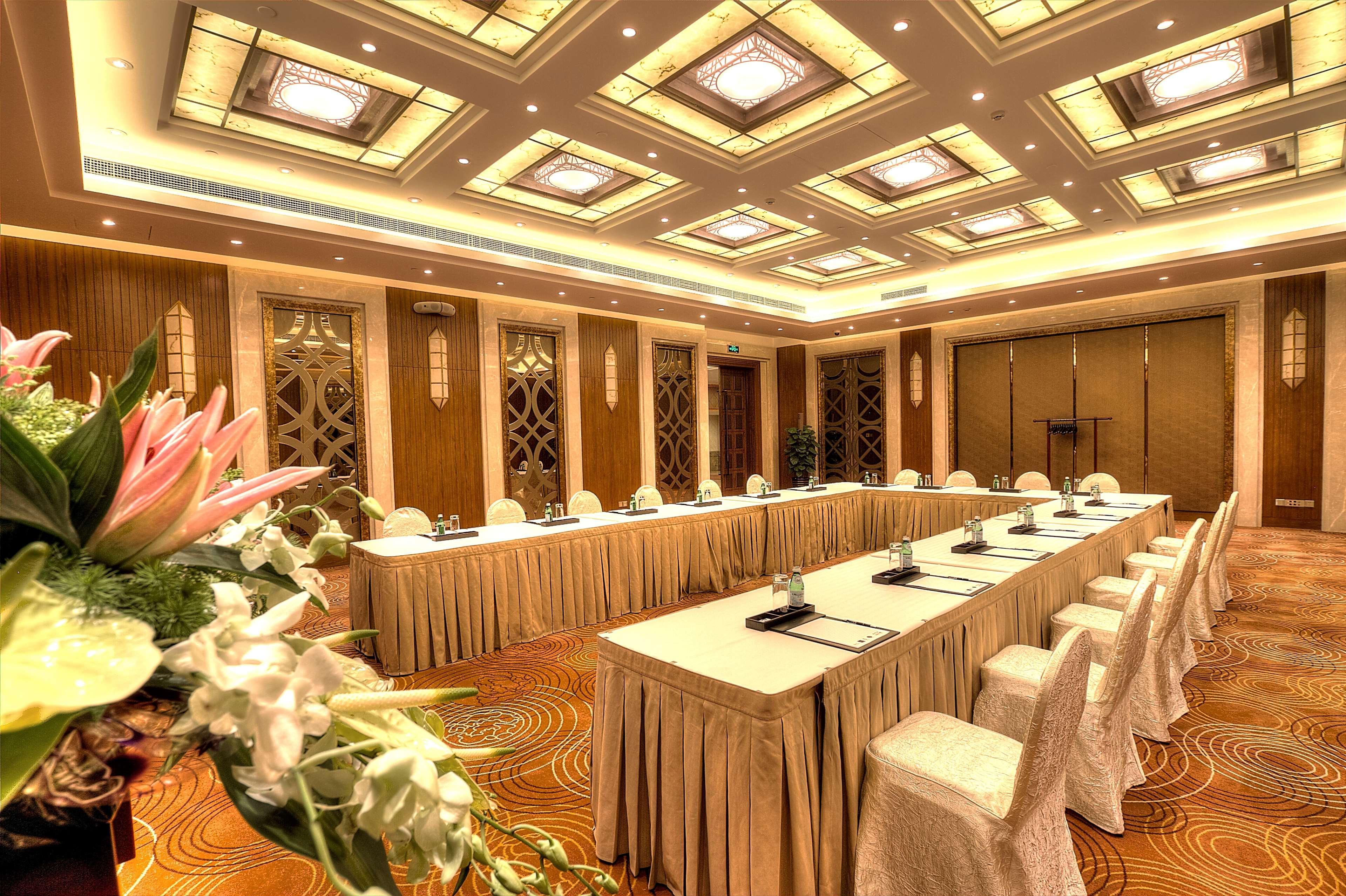 Radisson Collection Hotel, Xing Guo Shanghai Bagian luar foto