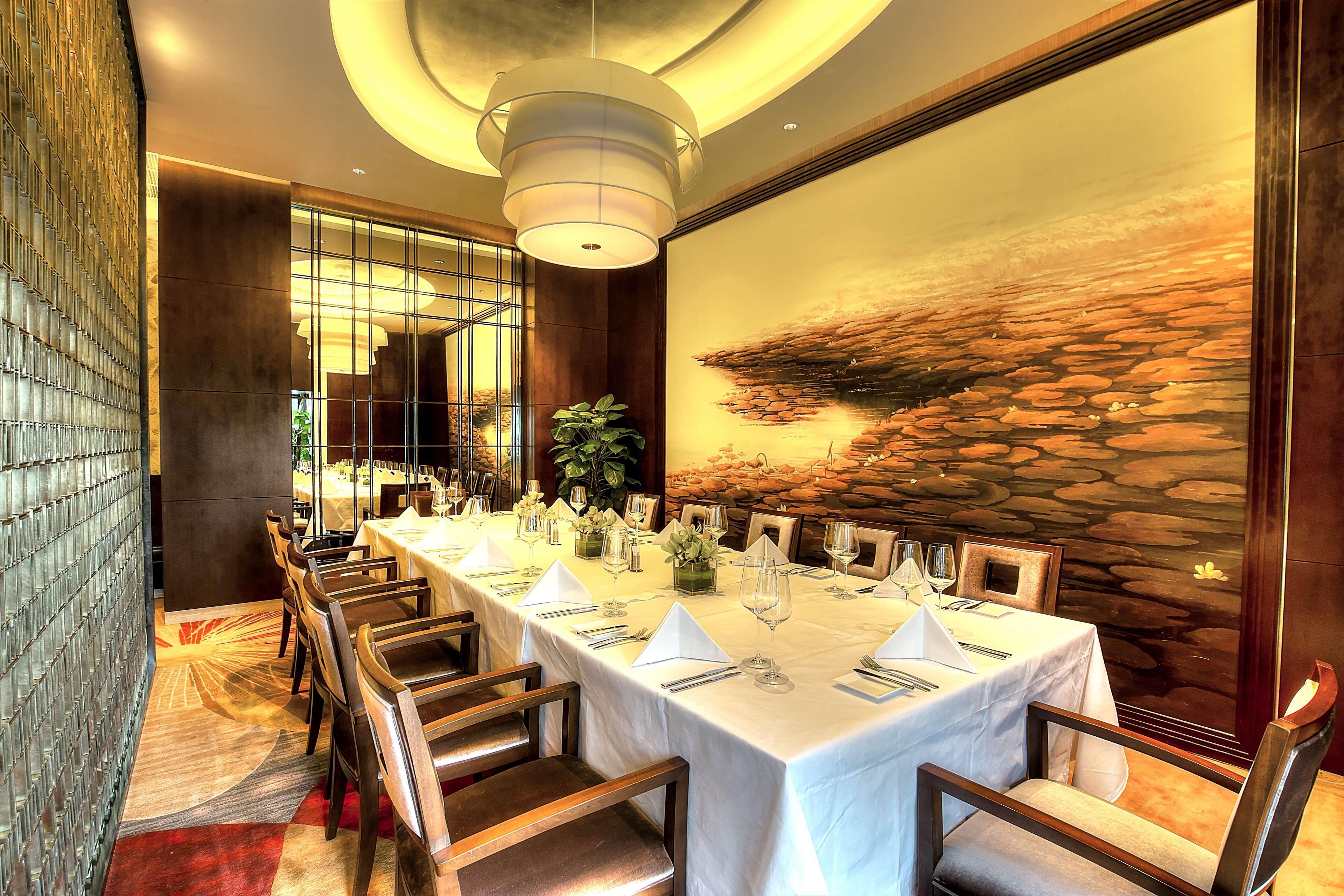 Radisson Collection Hotel, Xing Guo Shanghai Bagian luar foto