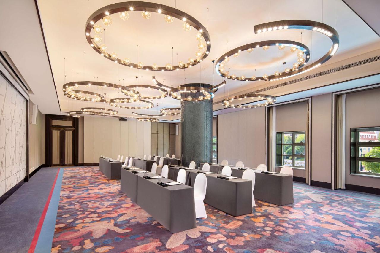 Radisson Collection Hotel, Xing Guo Shanghai Bagian luar foto